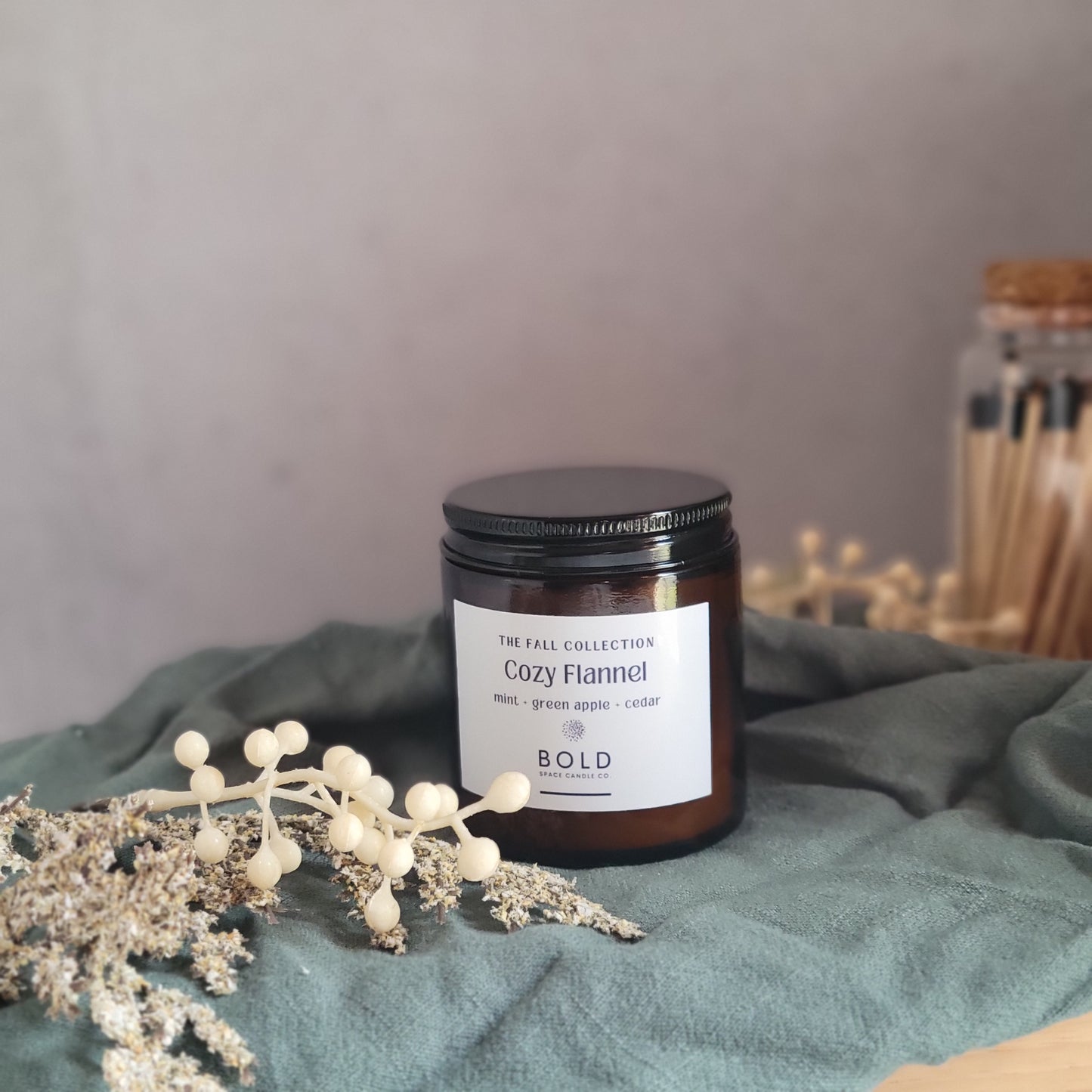 Cozy Flannel - Green apple + Cedar + Citrus + Fresh Mint- 3 oz.