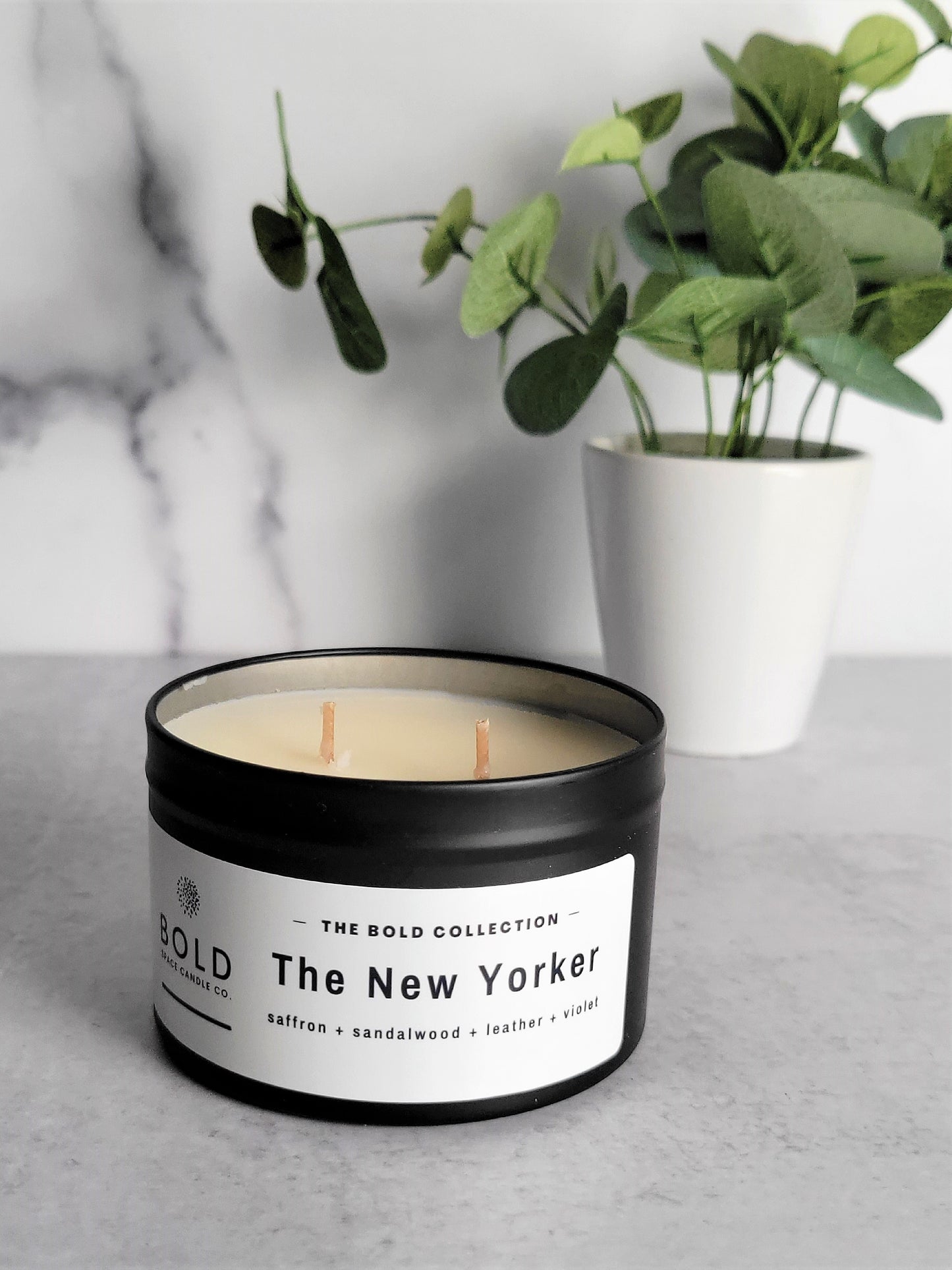 The New Yorker - Sandalwood + Violet Saffron + Amber