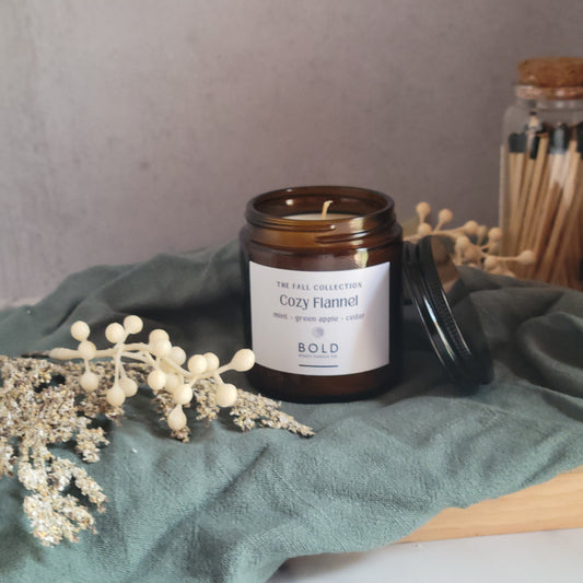 Cozy Flannel - Green apple + Cedar + Citrus + Fresh Mint- 3 oz.