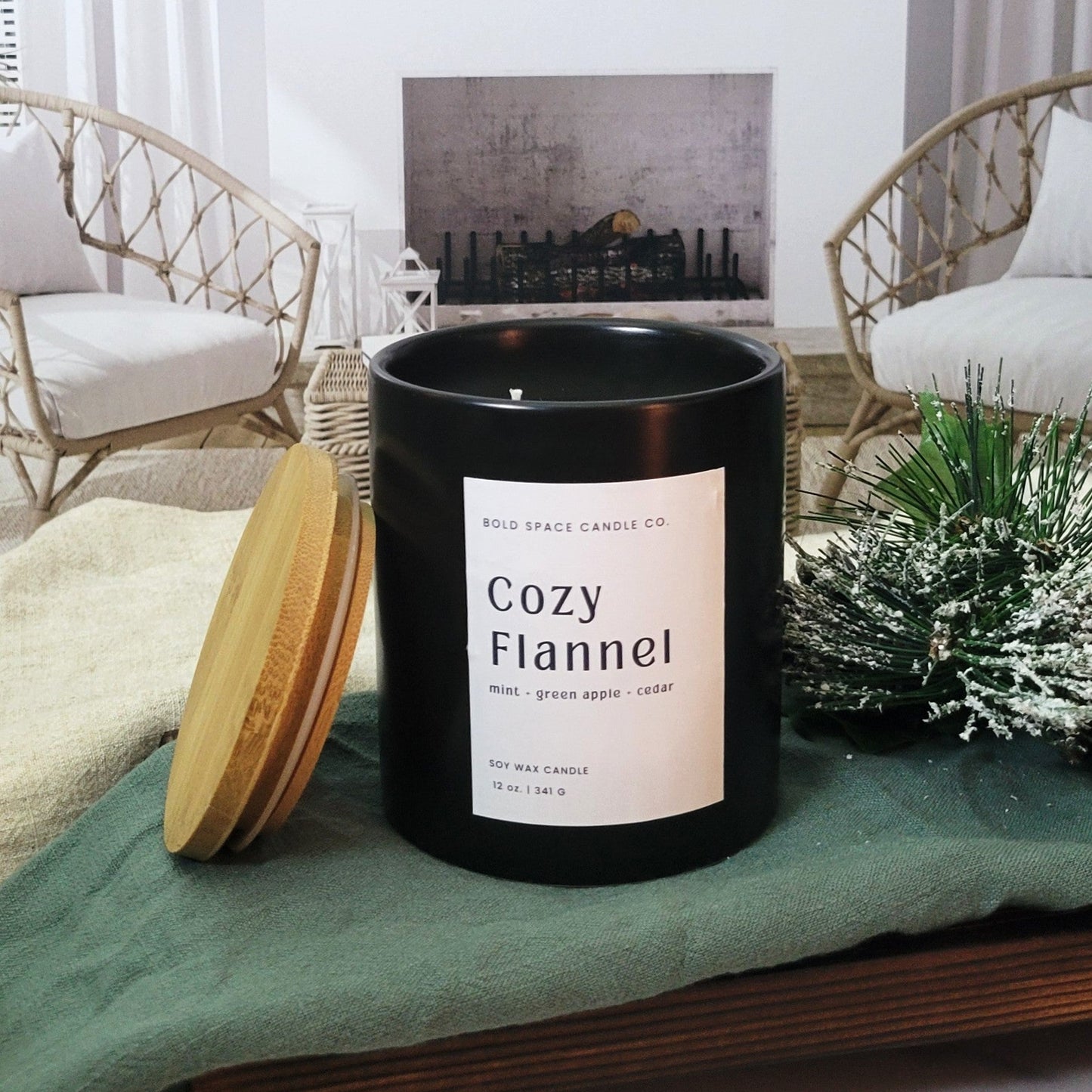 Cozy Flannel - Green apple + Cedar + Citrus + Fresh Mint- 12 oz. Candle