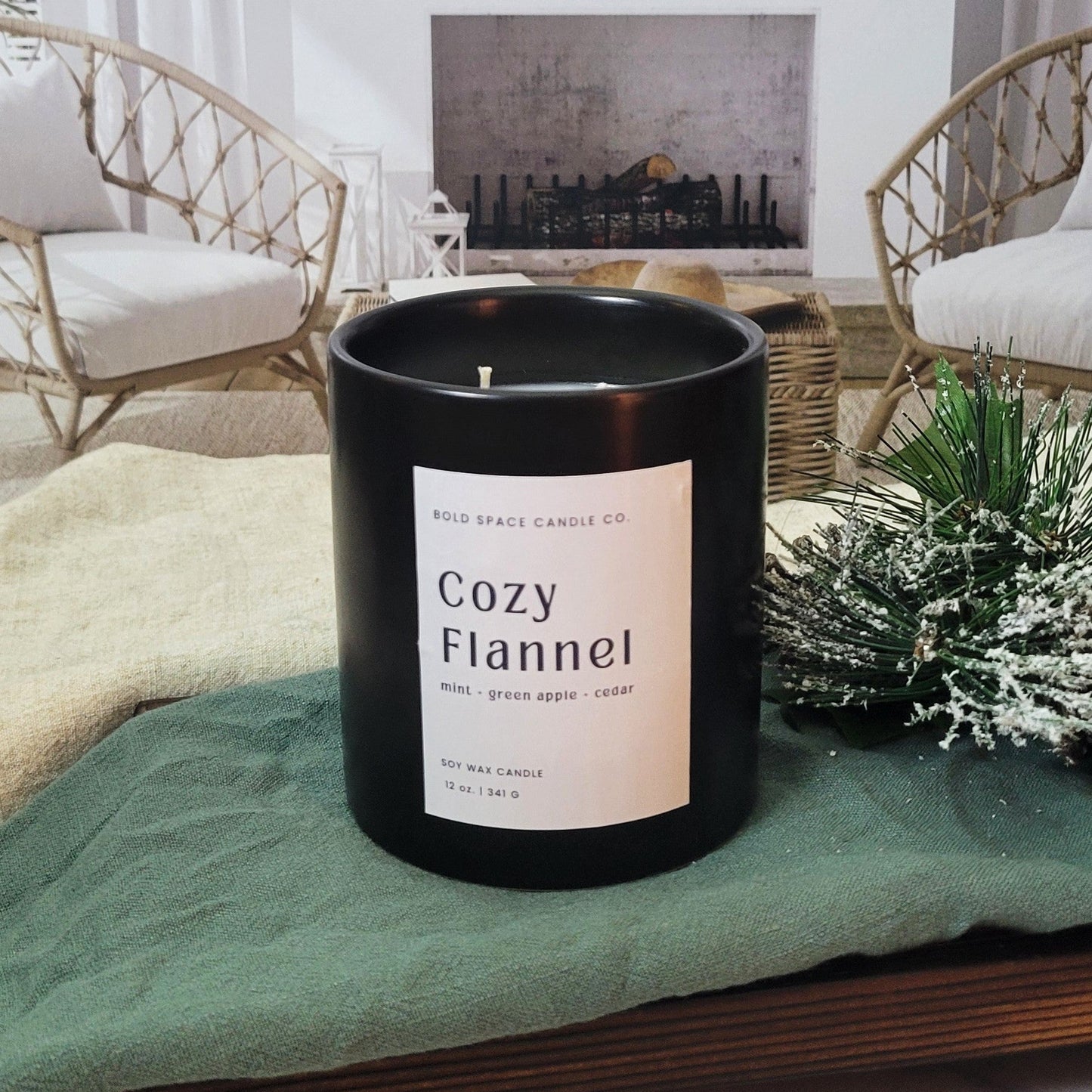 Cozy Flannel - Green apple + Cedar + Citrus + Fresh Mint- 12 oz. Candle