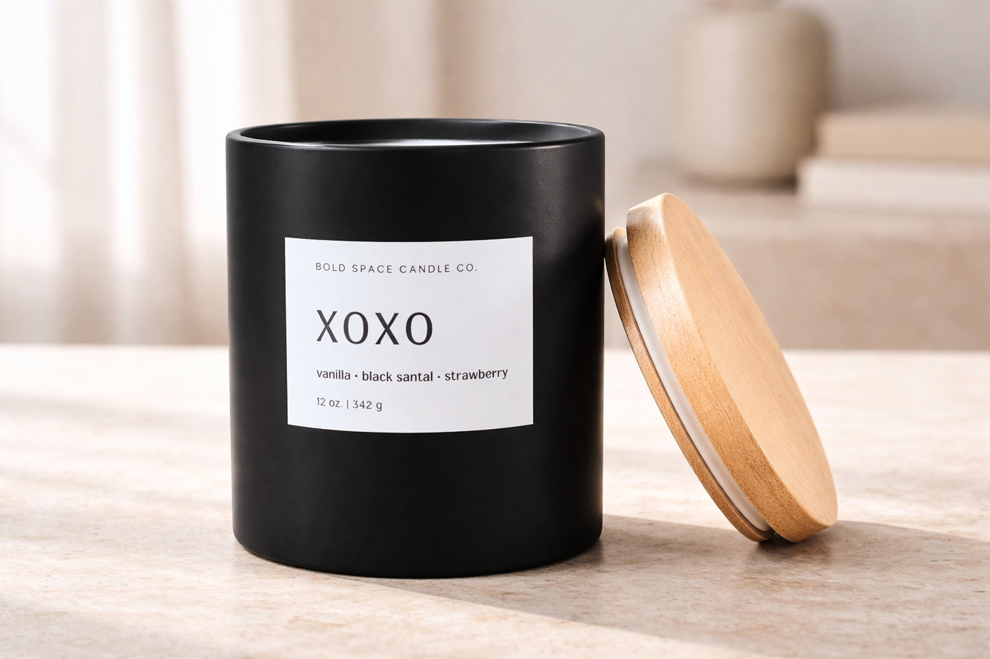 XOXO Soy Candle – Vanilla Musk + Black Santal -12 oz.